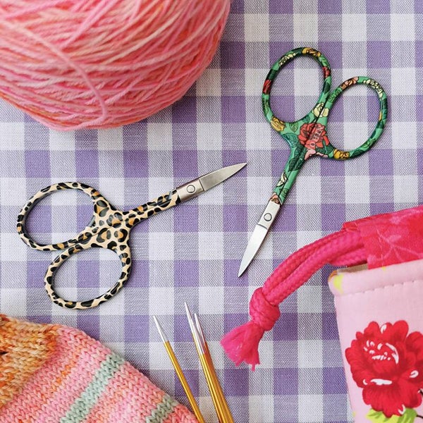 Handwerkschaartje Bohin "Dierenprint" of "Bloemen"