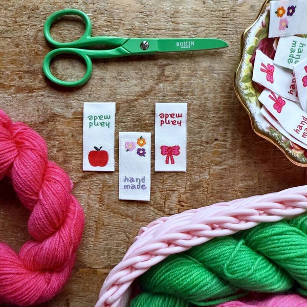 Kledinglabel opnaaibaar "Happy" (dubbelvouwbaar)