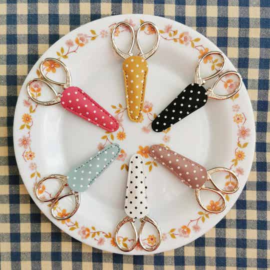 Schaarhoesje "Stippen" vegan leer