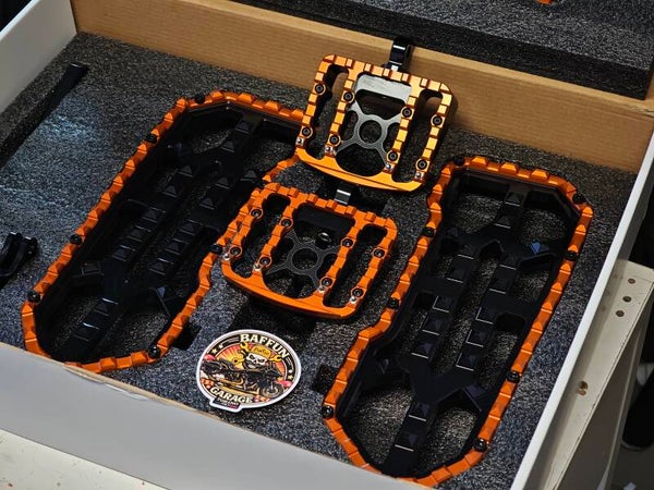 Kit floorboard Touring + large floorboard for rear