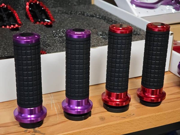 Grips for Softail M8 until 2024