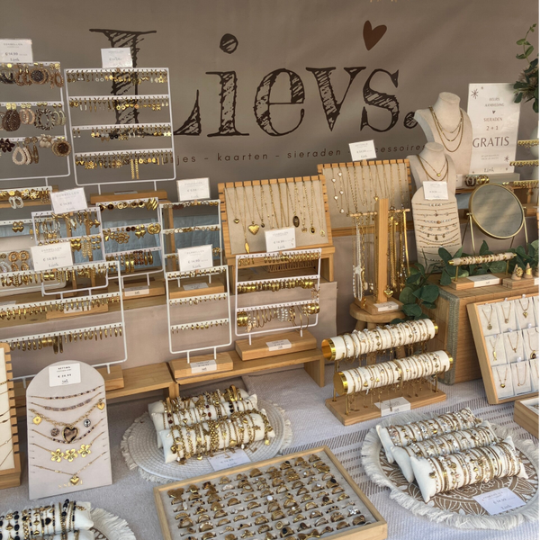 4 augustus Zomermarkt Hellendoorn