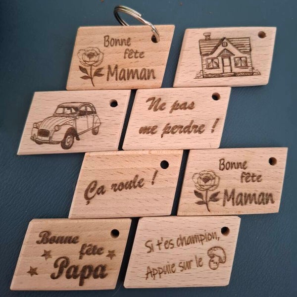 Porte-clés gravés en hêtre massif