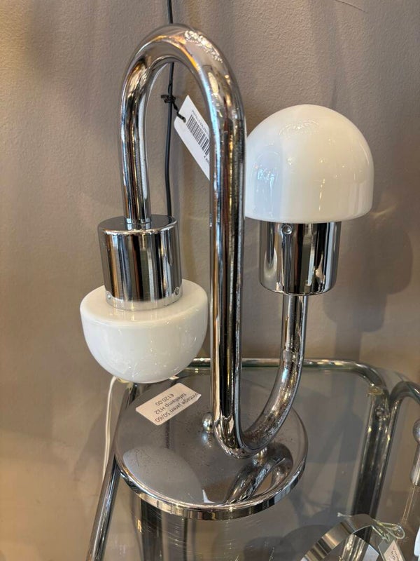 VINTAGE JAREN 50/60 TAFELLAMPJE