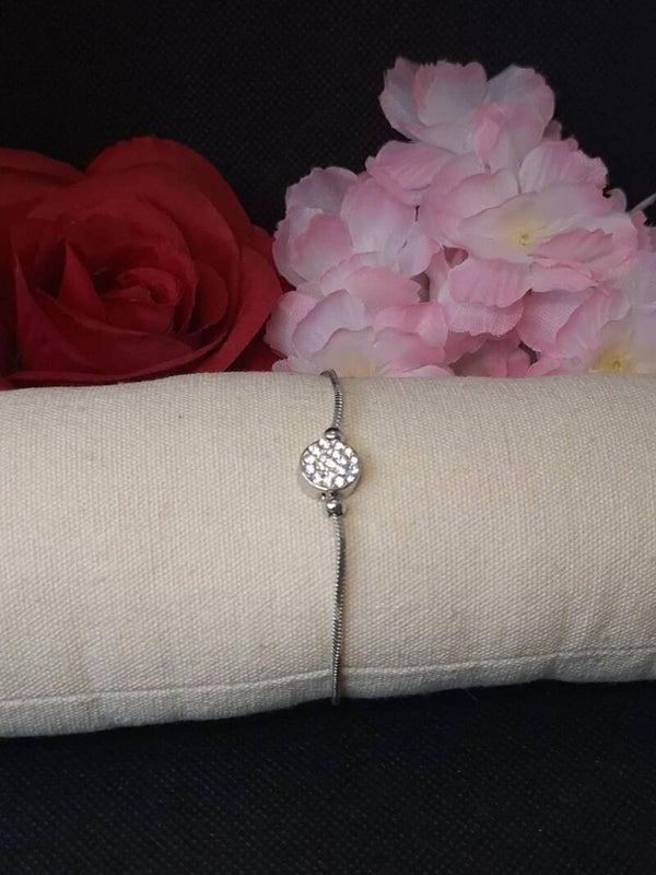 Bracelet  fantaisie réglable Réf: FB 235