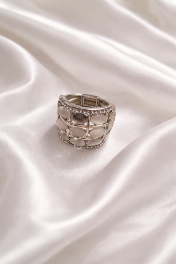 Bague  fantaisie réglable Réf : FBAG 26 BLANCHE