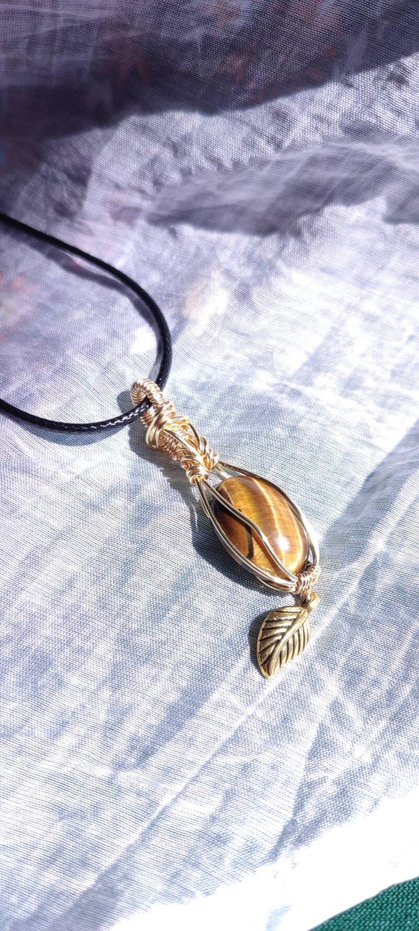 Ciondolo con occhio di tigre