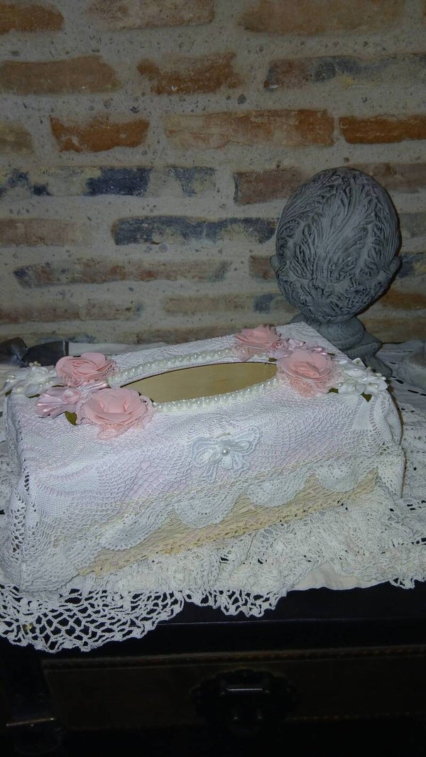 Boîte à mouchoirs