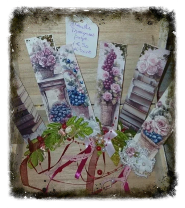 Marques page  fleurs en bouquets