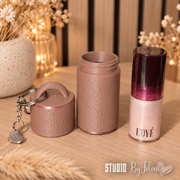 Chunky gloss- Liphoria oil-lipstick keychain