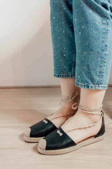 Alden black
