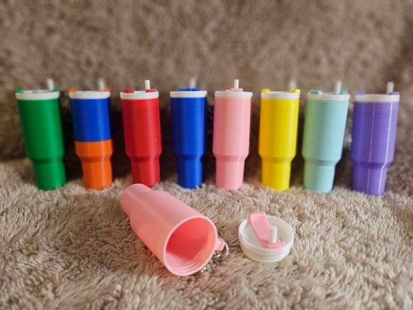 Taschenanhänger Tumbler