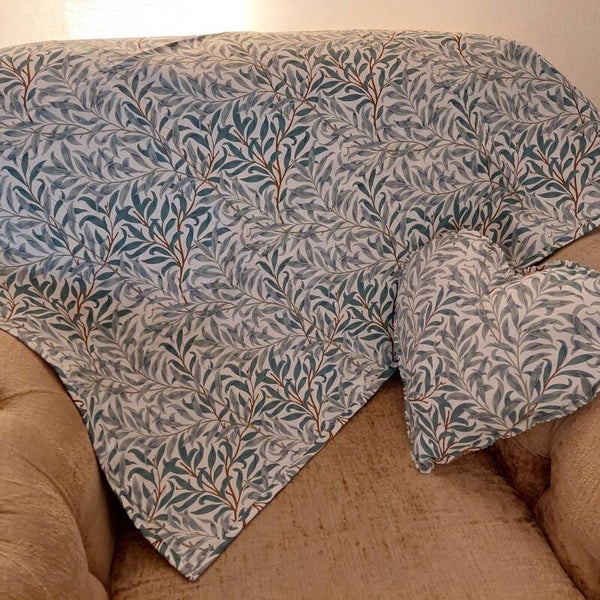 William Morris Willow Boughs Quilted Throw 100% Cotton, Green