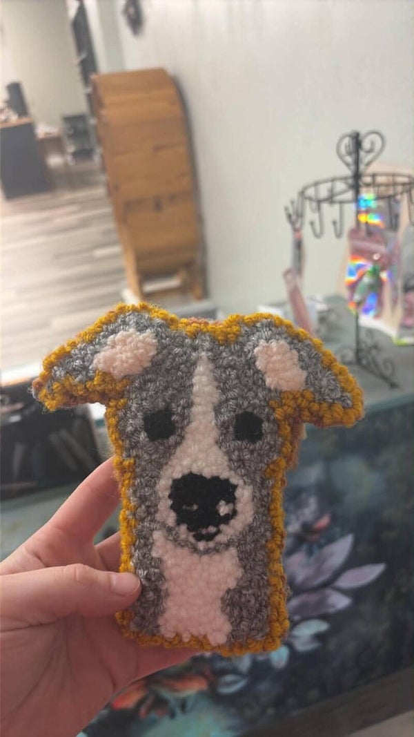 small mug rugs