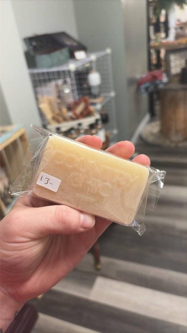 Beeswax distressing bar