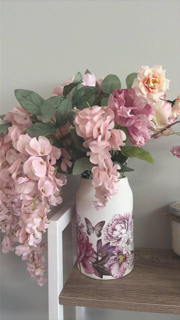 vase with flowers