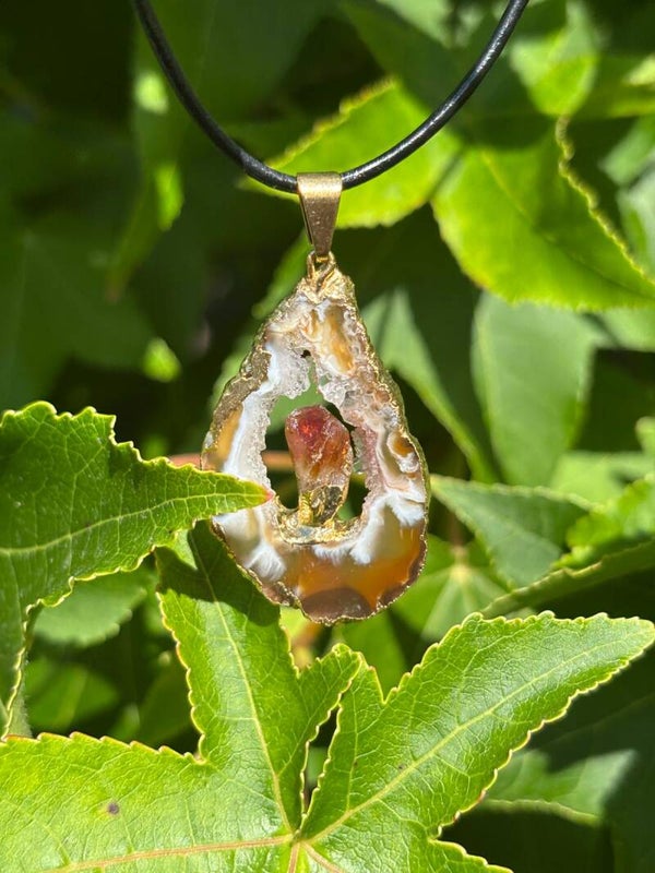 Agaat met Citrien (verhit) hanger aan koord