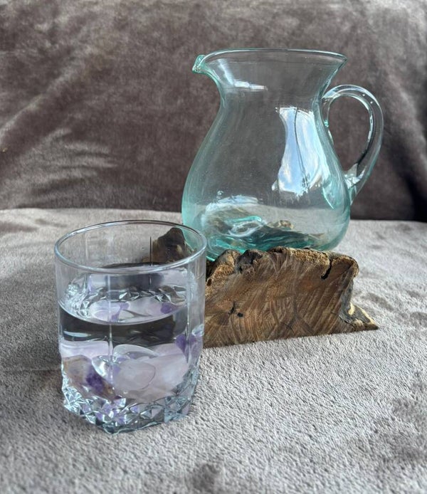 Gesmolten Glas op Houten Stronk - Water Kan