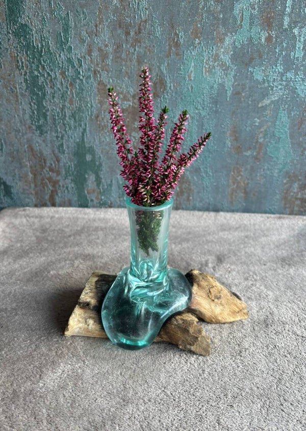 Gesmolten Glazen Kleine Bloemenvaas op Hout