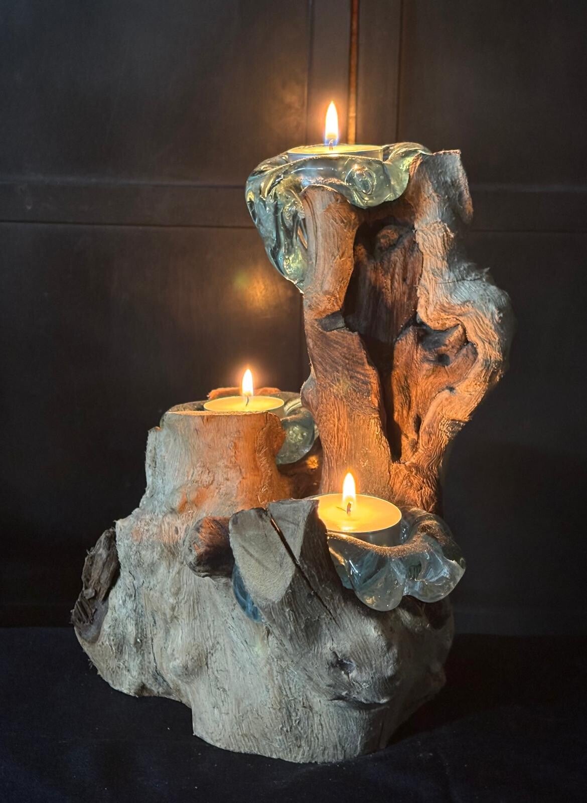 Drievoudige Kandelaar van Gesmolten Glas op Hout