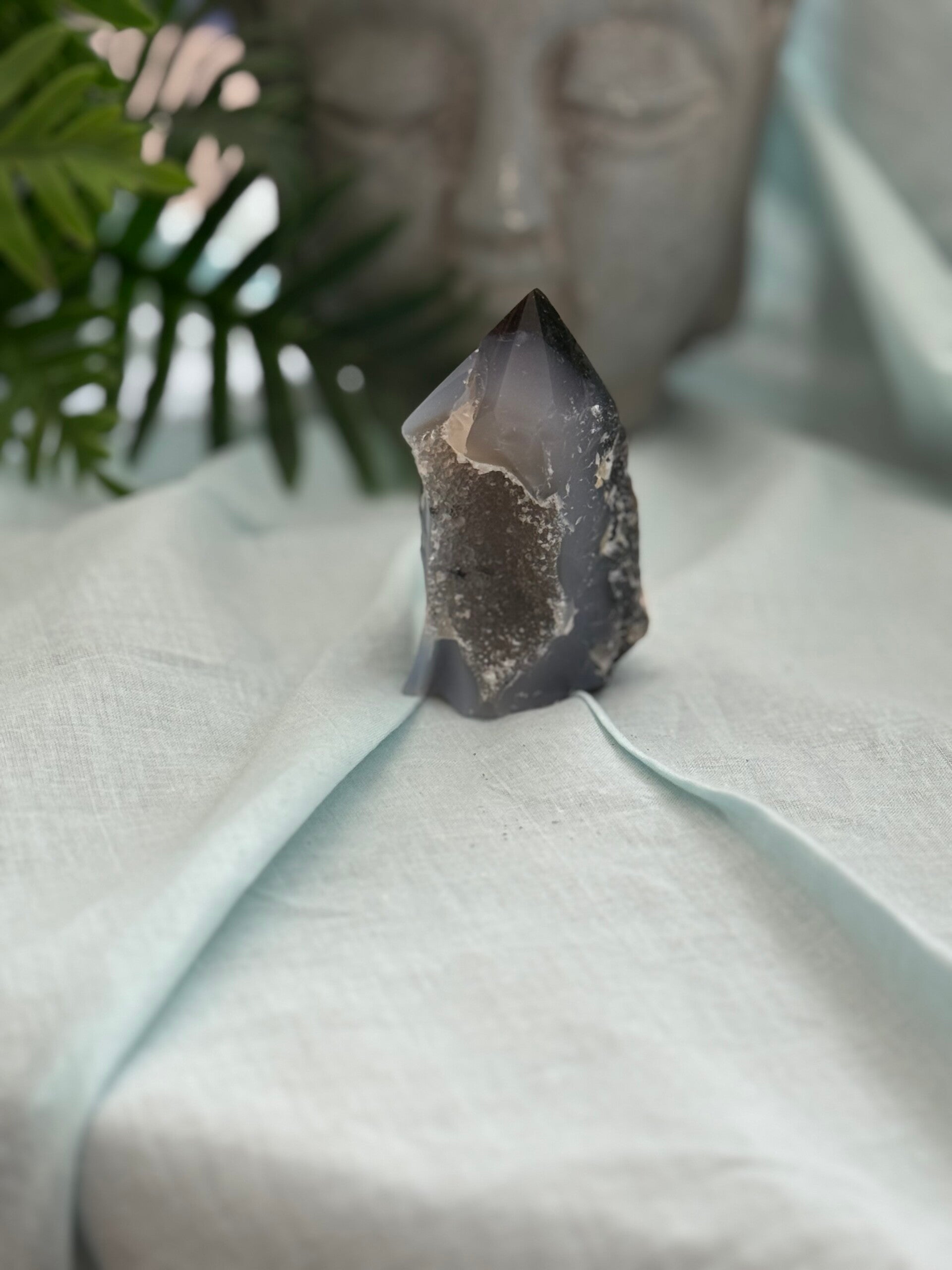 Agaat punt met geode