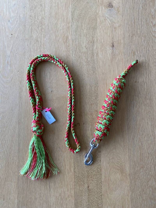 Set halstertouw + neckrope Shet. Rood/appelgroen/caramel