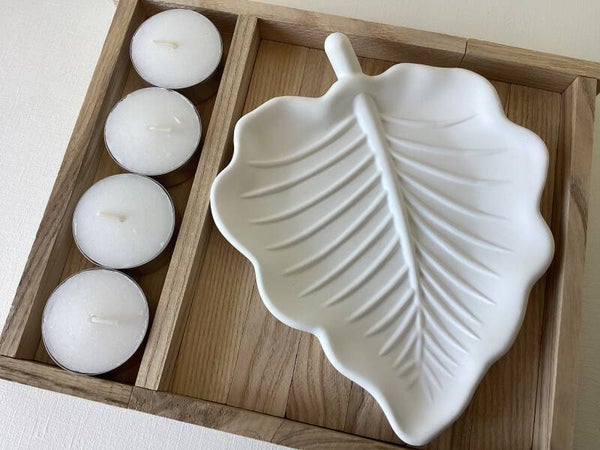 Houten kistje met bladschaaltje en 4 waxinelichtjes