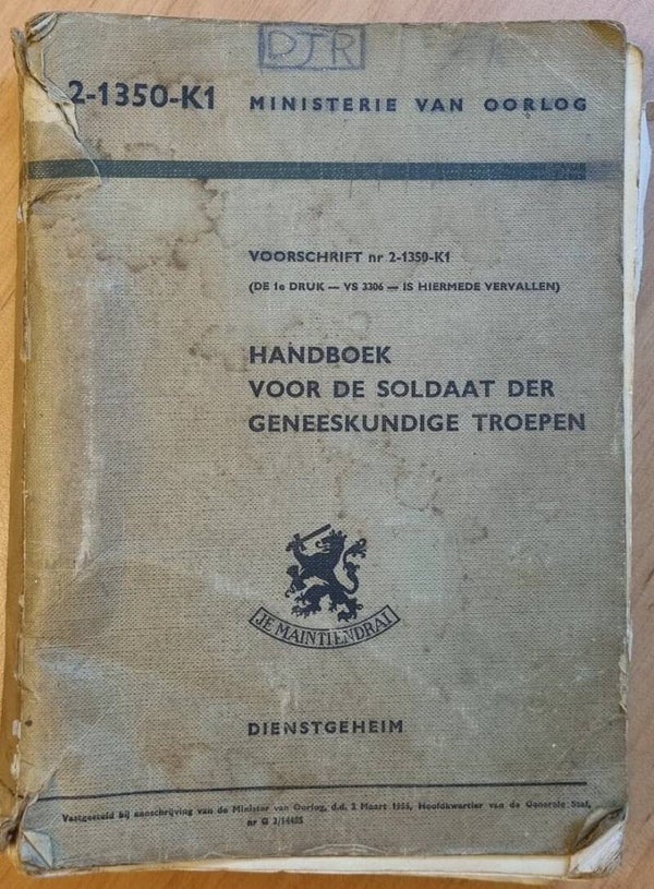 VS 2-1350-K1 Handboek voor de soldaat der Geneeskundige Troepen