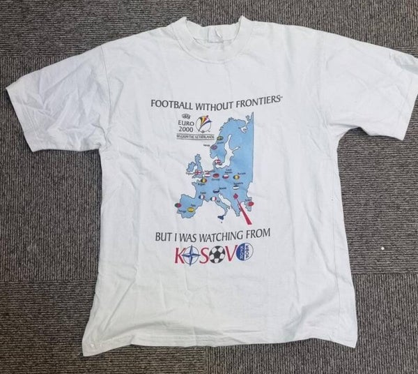 T-shirt Euro 2000