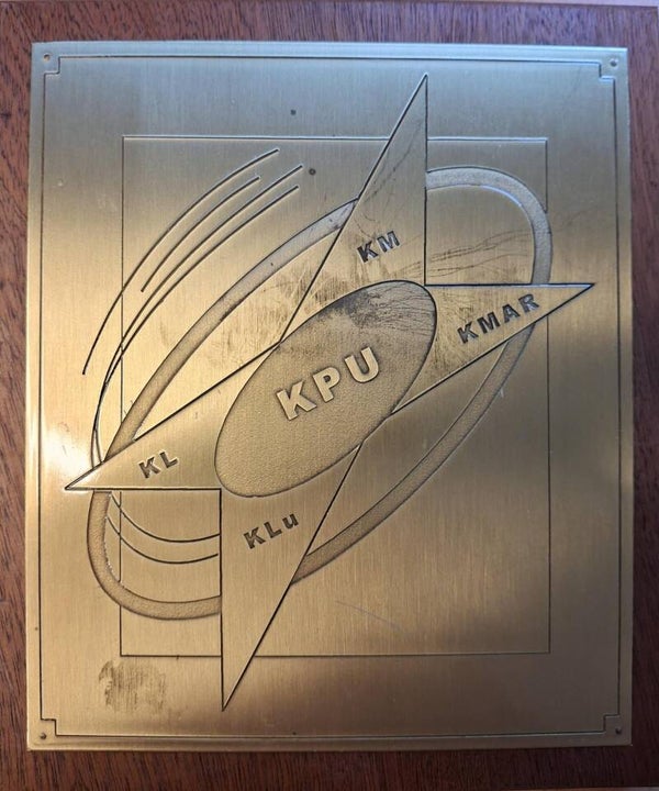 Schildje KPU, KL/KMar/KLu/KM