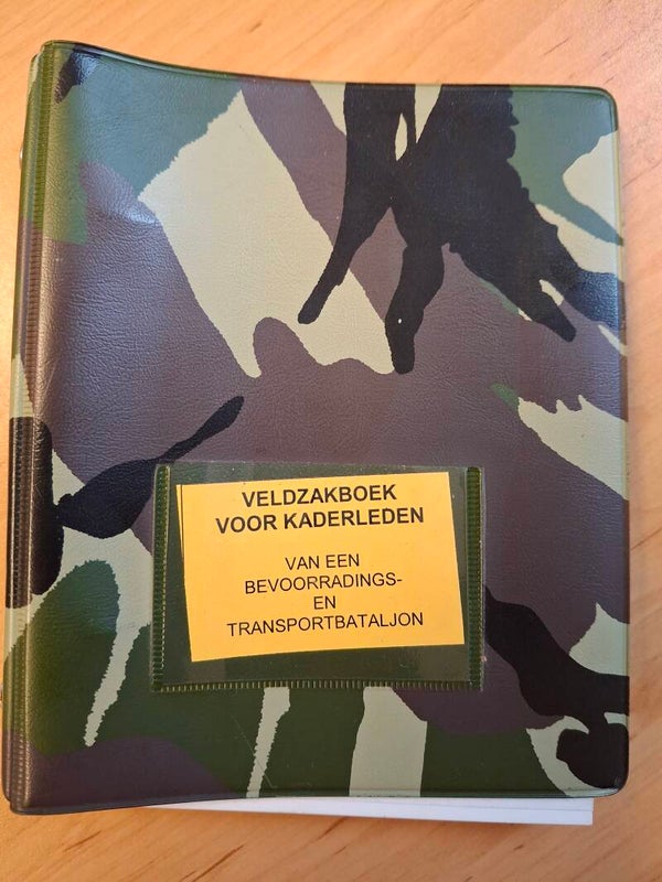 Veldzakboek voor Kaderleden