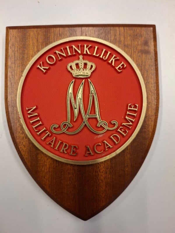 Schildje Koninklijke Militaire Academie
