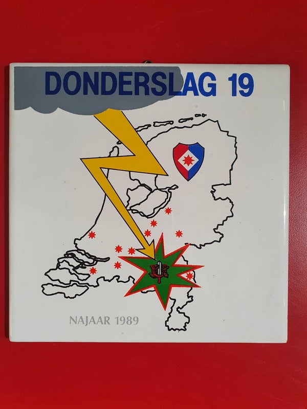 Tegeltje Donderslag 19