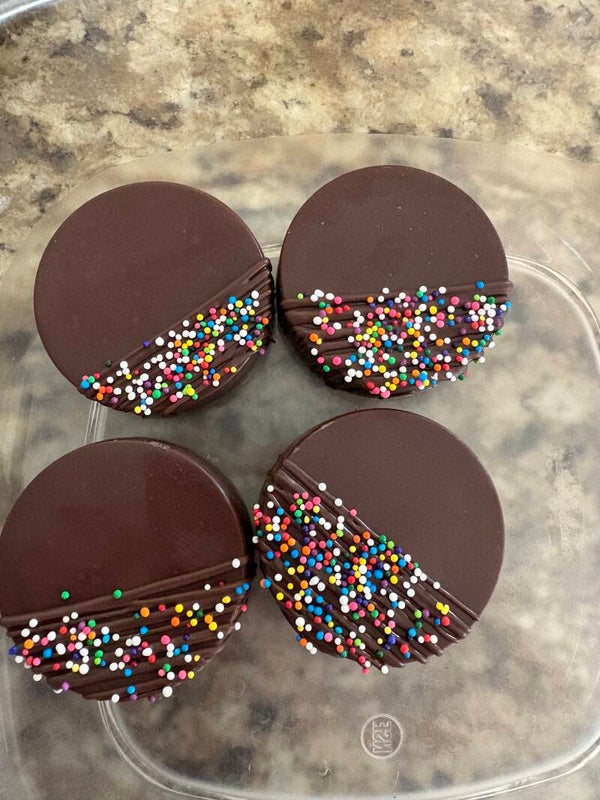 12 Chocolate Covered Oreos