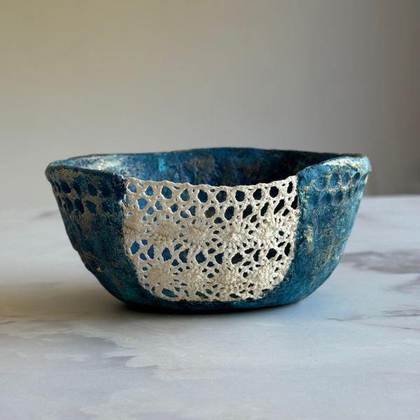 Blue bowl with net