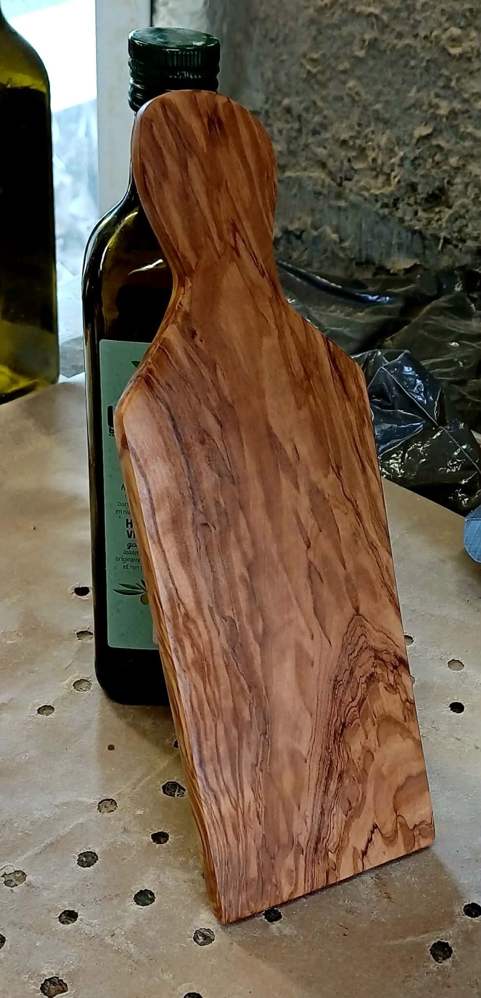 Planche à saucissons en olivier