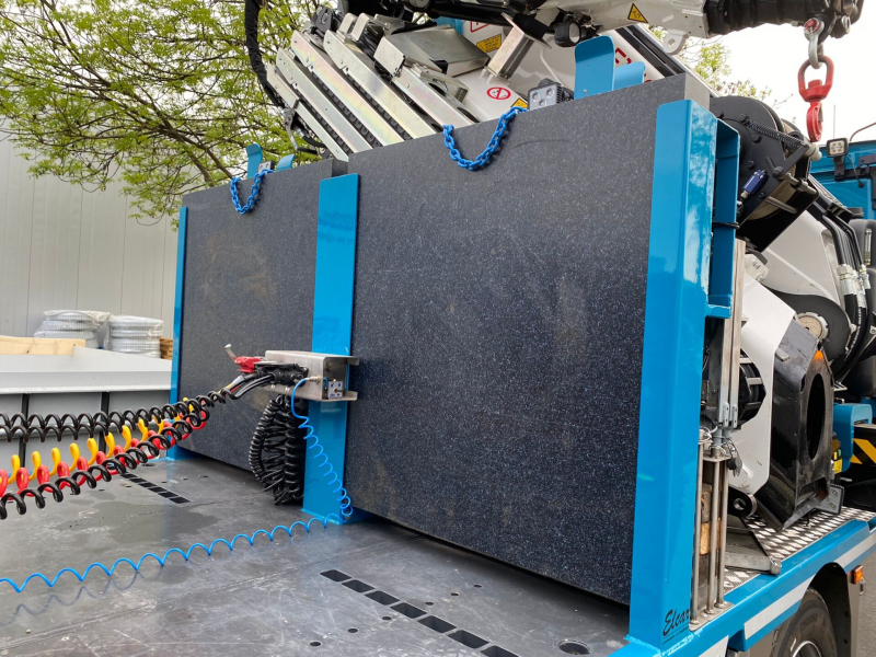 Grossflaechige Schwerlast Abstuetzplatten m Halter