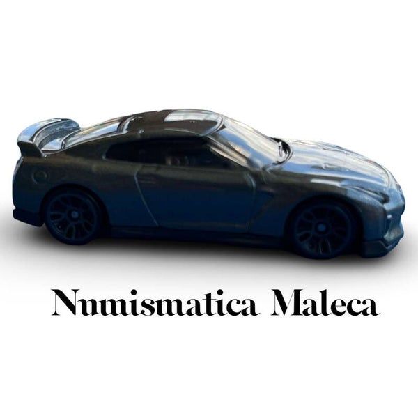Nissan '17 GT-R (R35)