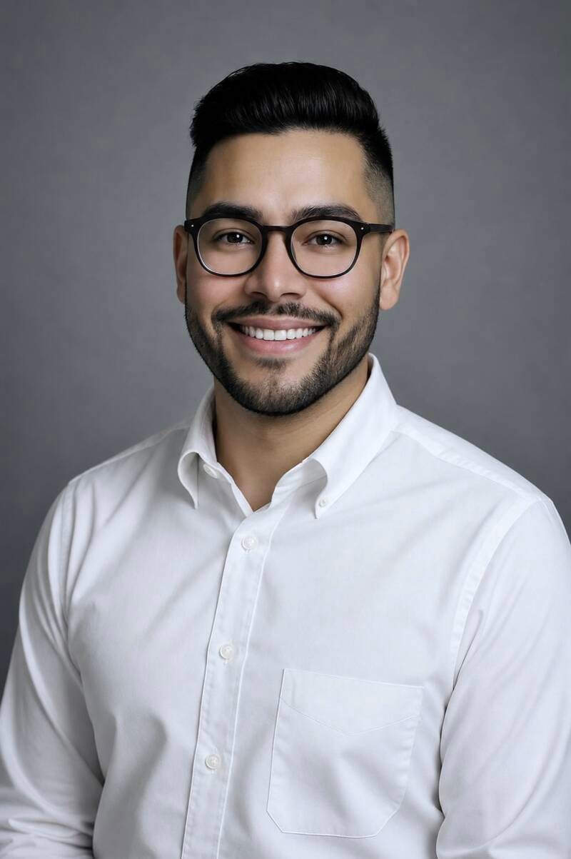 Daniel Ortiz Marketing Assistant 