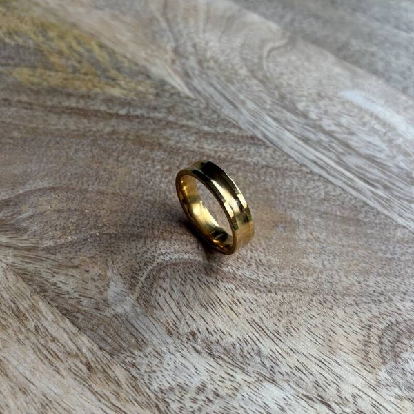 R067 - Stainless Steel ring
