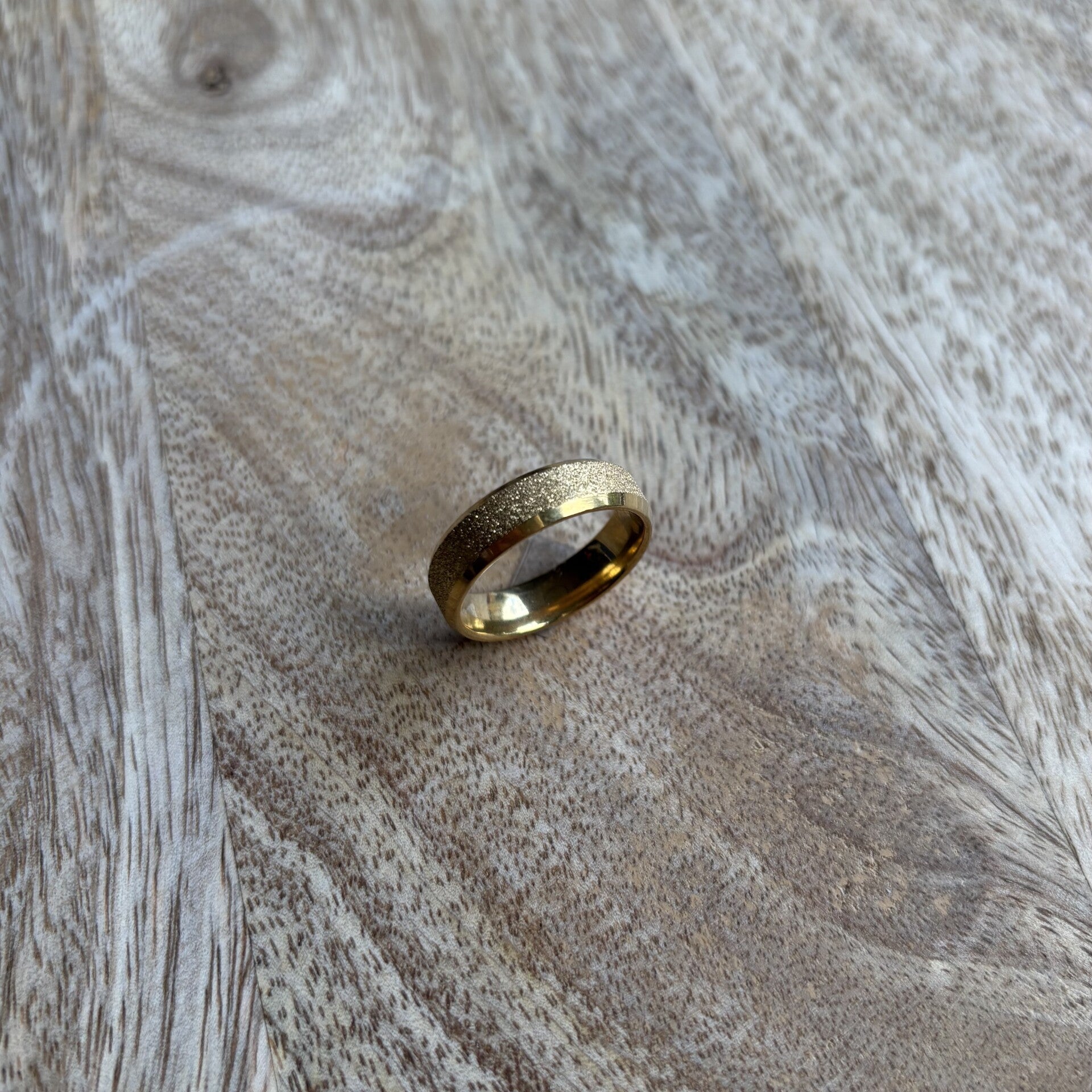 R054 - Stainless Steel ring