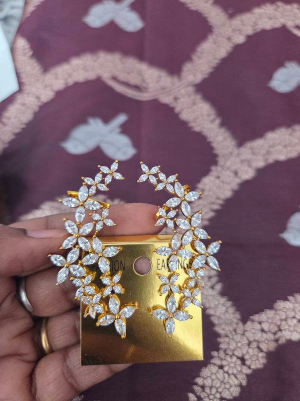 White stone earcuff