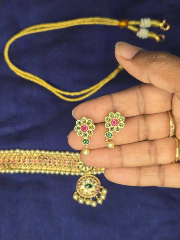 Chocker set