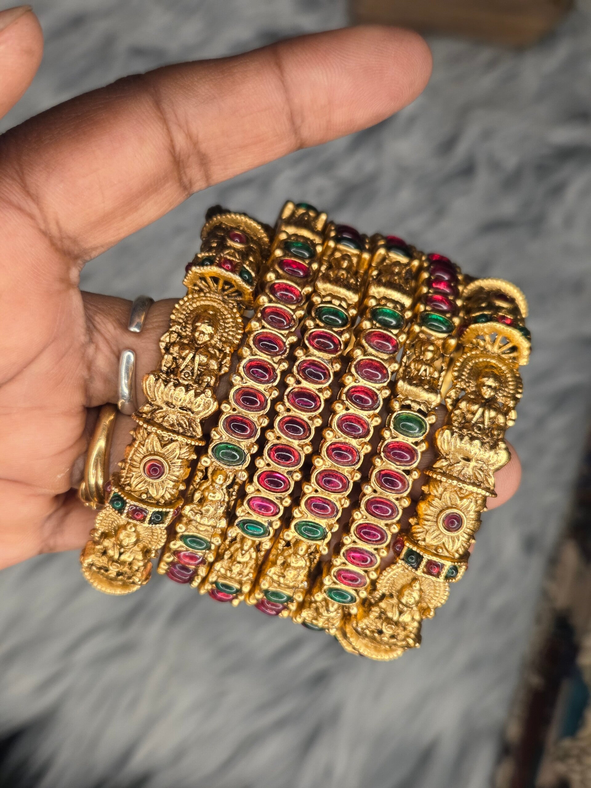 Temple bangle