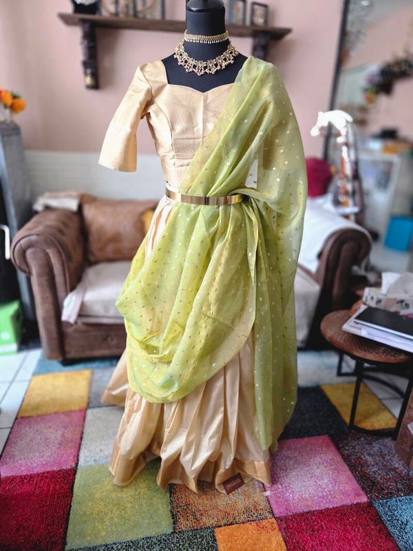 Halfsaree/lehenga