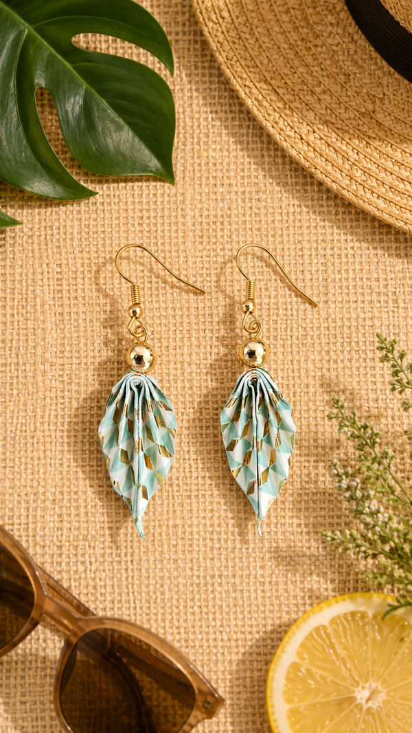 Boucles d'oreilles origami forme feuille