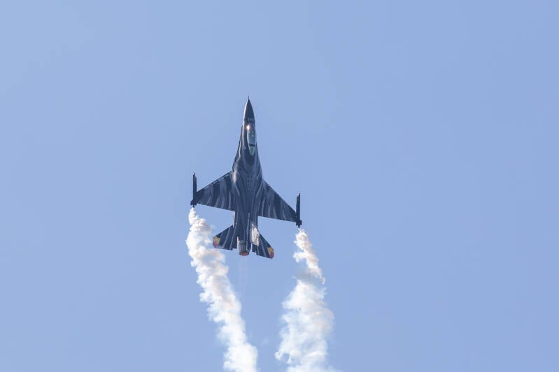 131-f16-belgie-vador-standard.jpg