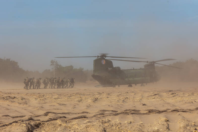 18-chinook-defensie-luchtmacht-standard.jpg