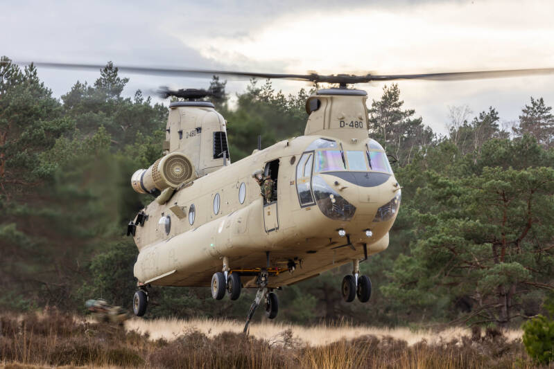 38-chinook-defensie-luchtmacht-standard.jpg