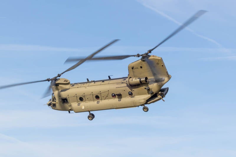 47-chinook-defensie-luchtmacht-standard.jpg